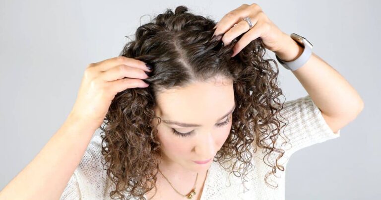 What Causes Dandruff in Curly Hair?